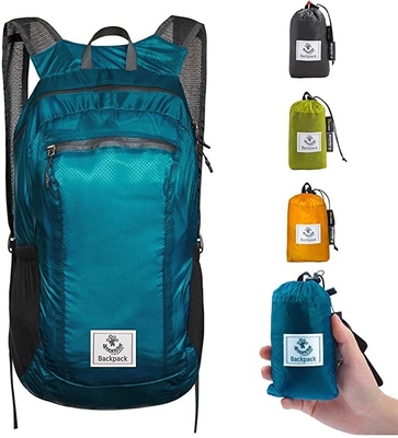 กระเป๋าเป้สะพายหลังเดินป่า Daypack น้ำหนักเบา Packable Waterproof 70L Oxford Material